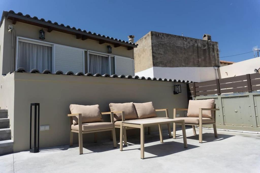 Casa Di Kapaka - New Villa In The Countryside Roupai 外观 照片