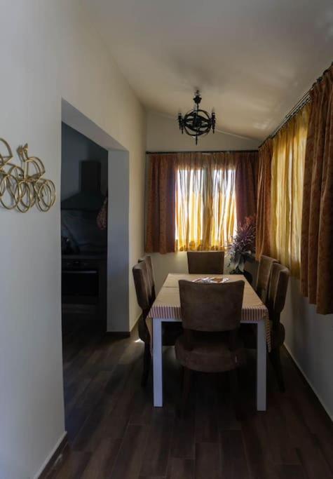 Casa Di Kapaka - New Villa In The Countryside Roupai 外观 照片